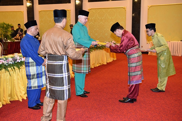 DYMM Paduka Seri Sultan Perak Berkenan Terima Zakat Perniagaan Hampir RM1.7 Juta : 1 April 2023